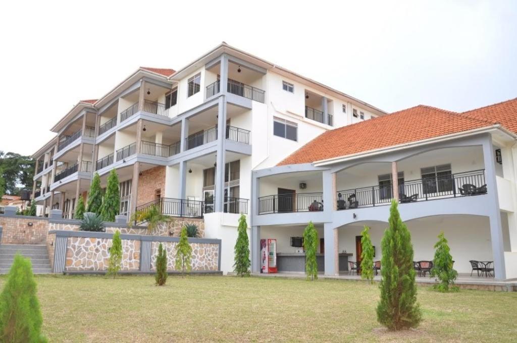 Hoima Eka Hotel Exterior photo